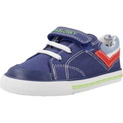 Buty PABLOSKY 984510P Niebieski. Niebieskie buty trekkingowe męskie Pablosky, z syntetyku, bez zapięcia, trekkingowe. Za 153.99 zł.