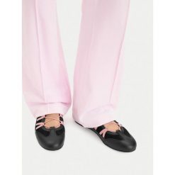 Baleriny Juicy Couture. Czarne baleriny damskie Juicy Couture, bez wzorów, bez obcasa. Za 179.99 zł.