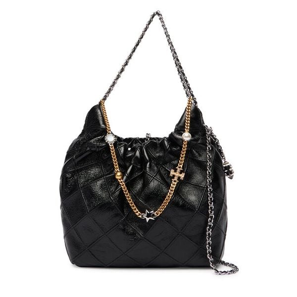 Torebka Tory Burch. Czarne torebki klasyczne damskie Tory Burch, bez wzorów, bez dodatków. Za 2,699.00 zł.