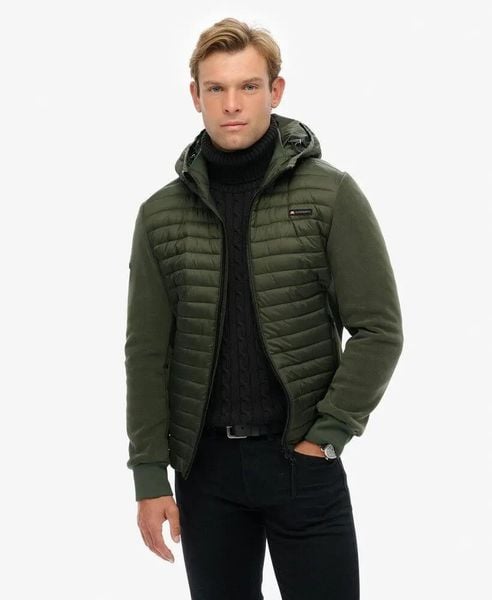 Superdry Kurtka Hooded Storm Fleece Hybrid – pikowany przód – IVY GREEN. Zielone kurtki damskie Superdry., xl, bez wzorów, z polaru, z kapturem. Za 459.35 zł.