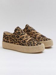 Bellucci Espadryle w kolorze brązowo-jasnobrązowym rozmiar: 38. Brązowe espadryle damskie Bellucci, bez wzorów, bez obcasa. Za 110.04 zł.