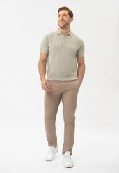 Bawełniane spodnie R-JOE. Brązowe spodnie materiałowe męskie Volcano, bez wzorów, z bawełny, eleganckie. Za 169.99 zł.