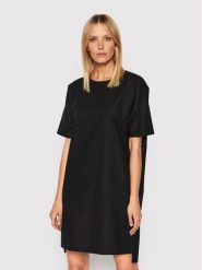Makia Sukienka codzienna Saari W75045 Czarny Relaxed Fit. Czarne sukienki damskie Makia, na co dzień, xs, bez wzorów, z bawełny, bez kołnierzyka, bez ramiączek, proste. Za 539.99 zł.