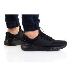 Buty Under Armour Charged Vantage 2 3024873-002 czarne. Czarne buty sportowe na co dzień męskie z gumy, bez zapięcia, na fitness i siłownię. Za 544.78 zł.