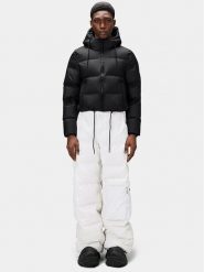 Rains Kurtka zimowa 15150 Czarny Regular Fit. Czarne kurtki damskie Rains, na zimę, m, bez wzorów, z syntetyku, bez kaptura. Za 1,409.00 zł.
