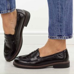 Czarne skórzane mokasyny damskie Vinceza 39984. Czarne mokasyny damskie VINCEZA, z jeansu. Za 219.00 zł.