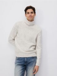 Sweter z golfem - złamana biel. Swetry męskie Reserved, l, bez wzorów, z bawełny, bez kołnierzyka. W wyprzedaży za 55.99 zł.