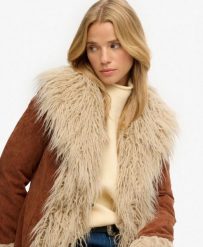 Superdry Long Afghan Coat — długi płaszcz sztruksowy, slim fit – Rustic. Brązowe płaszcze damskie Superdry., bez wzorów, z materiału, boho. Za 683.80 zł.