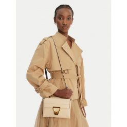 Torebka Coccinelle. Brązowe torebki klasyczne damskie Coccinelle, bez wzorów, bez dodatków. Za 1,299.99 zł.