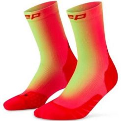 Męskie skarpety kompresyjne do połowy łydki do biegania gradientowe. Czerwone skarpetki damskie CEP, bez wzorów, z elastanu. Za 104.00 zł.