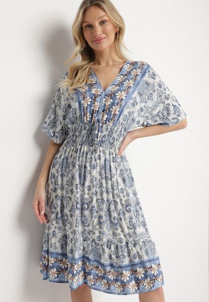 Granatowa Sukienka z Wiskozy w Ornamentalny Wzór z Szeroką Gumką w Pasie Tanissla. Niebieskie sukienki damskie Born2be, do pracy, na lato, l, bez wzorów, z wiskozy, biznesowe, bez kołnierzyka, bez ramiączek, midi. Za 59.99 zł.