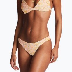 Dół od stroju kąpielowego Billabong Sweet Oasis Tanga. Czerwone bikini damskie Billabong, bez wzorów. Za 89.99 zł.