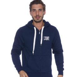 Męska bluza Leone 1947 Apparel Logo z haftem. Niebieskie bluzy bez kaptura męskie LEONE 1947 APPAREL, bez wzorów, z tkaniny, sportowe, bez kołnierzyka, bez ramiączek. Za 159.14 zł.