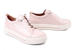 CAPRICE 9-23709-44 141 snow naplak, półbuty damskie. Brązowe półbuty damskie Caprice, bez wzorów, bez obcasa. Za 399.90 zł.