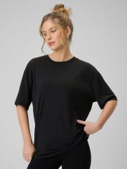 4F T-shirt loose z modalem damski - czarny M. Czarne t-shirty damskie 4f, m, bez wzorów, bez kołnierzyka. Za 89.99 zł.