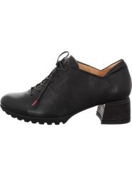 Think! Skórzane czółenka w kolorze czarnym rozmiar: 42,5. Czarne czółenka damskie Think!, bez wzorów, bez obcasa. Za 266.03 zł.