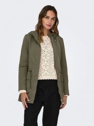 ONLY Parka w kolorze beżowym rozmiar: M. Brązowe parki damskie Only, m, bez wzorów. Za 149.31 zł.