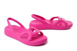 Wonders Glub fucsia, sandały damskie. Czerwone sandały damskie Wonders, bez wzorów, bez obcasa, na płaskiej podeszwie. Za 254.92 zł.