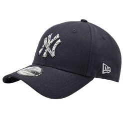 Męska Czapka Z Daszkiem 9Forty New York Yankees. Czarne czapki męskie New Era, bez wzorów, sportowe. Za 165.99 zł.