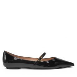 Półbuty Stuart Weitzman. Czarne półbuty damskie Stuart Weitzman, bez wzorów, bez obcasa, na płaskiej podeszwie. Za 899.99 zł.