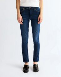 DAMSKIE SPODNIE WRANGLER SIENNA NIGHTSHADE 112371151. Spodnie materiałowe damskie Wrangler, bez wzorów, z jeansu. Za 219.99 zł.