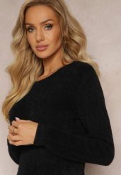 Czarny Sweter z Okrągłym Dekoltem o Puchatej Fakturze Inosuela. Czarne swetry klasyczne damskie Renee, na zimę, m, bez kołnierzyka. Za 79.99 zł.