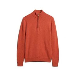 Sweter z dekoldem typu polo z siateczki Superdry Essential. Brązowe swetry męskie Superdry., xl, bez wzorów, z dzianiny, bez kołnierzyka. Za 308.75 zł.