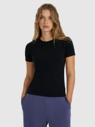 4F T-shirt z prążkowanej dzianiny z modalem damski - czarny S. Czarne t-shirty damskie 4f, s, bez wzorów, z dzianiny, bez kołnierzyka. W wyprzedaży za 69.99 zł.
