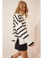 Happiness Istanbul Sweter w kolorze kremowo-czarnym rozmiar: onesize. Czarne golfy damskie Happiness Istanbul, bez wzorów, ze splotem, bez ramiączek. Za 109.78 zł.
