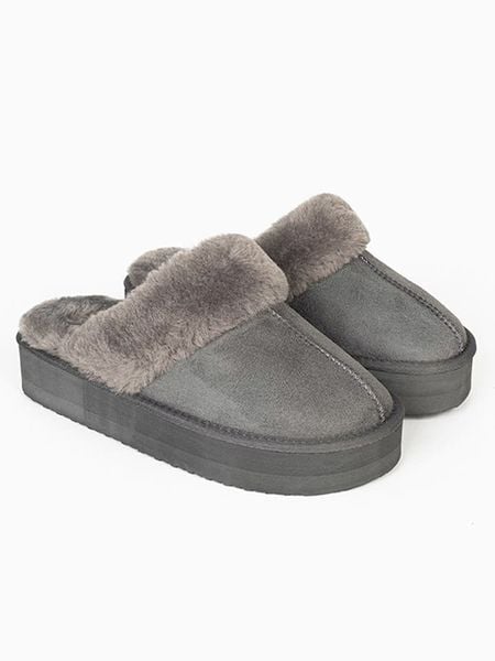 ISLAND BOOT Kapcie "Emesta" w kolorze szarym rozmiar: 41. Szare kapcie damskie Island Boot. Za 135.17 zł.