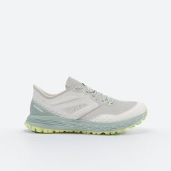 Buty do biegania w terenie damskie Kiprun TR2. Obuwie do biegania damskie KIPRUN. Za 259.99 zł.