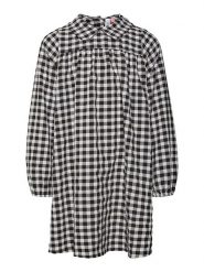 Vero Moda Girl Sukienka "Checksy" w kolorze czarnym rozmiar: 116. Czarne sukienki dziewczęce Vero Moda Girl, bez wzorów, bez ramiączek. Za 52.67 zł.