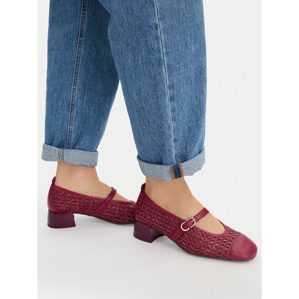 Czółenka Hispanitas. Czerwone czółenka damskie Hispanitas, bez wzorów, bez obcasa. Za 347.99 zł.