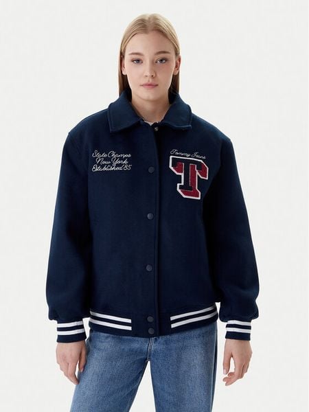 Tommy Jeans Kurtka bomber Varsity DW0DW22051 Granatowy Relaxed Fit. Niebieskie kurtki damskie Tommy Jeans, m, bez wzorów, z jeansu, bez kaptura. Za 1,299.00 zł.