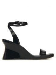 Melissa Sandały Melissa Celinna Ad 36109 Czarny. Czarne sandały damskie Melissa, bez wzorów, z tworzywa sztucznego, bez obcasa, na koturnie. Za 359.99 zł.