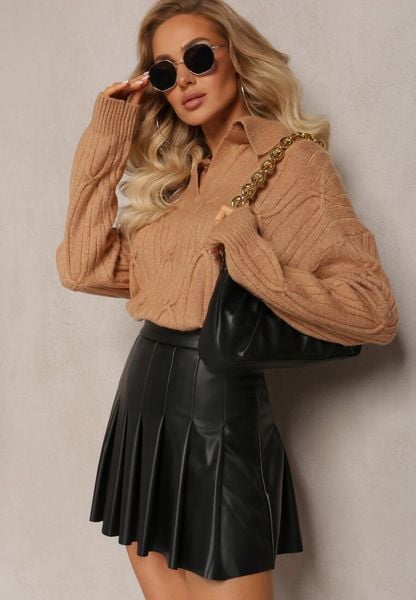 Brązowy Sweter z Dekoltem w Serek i Ozdobnym Splotem Travissa. Brązowe swetry klasyczne damskie Renee, ze splotem, bez kołnierzyka. Za 109.99 zł.