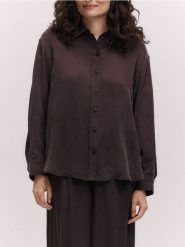 Koszula z cupro - ciemnobrązowy. Brązowe koszule damskie Reserved, l, bez wzorów, z tkaniny, bez kołnierzyka, bez ramiączek. Za 219.99 zł.