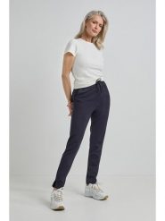Josephine & Co Spodnie "Perry" w kolorze granatowym rozmiar: 40. Niebieskie spodnie materiałowe damskie Josephine & Co, bez wzorów, z materiału. Za 187.96 zł.