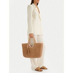 Torebka JENNY. Brązowe torebki klasyczne damskie Jenny, bez wzorów, bez dodatków. Za 149.99 zł.