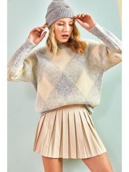 Happiness Istanbul Sweter w kolorze szarym rozmiar: onesize. Szare swetry klasyczne damskie Happiness Istanbul, bez kołnierzyka. Za 149.31 zł.