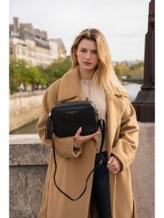 Maison héritage PARIS Skórzana torebka "Grand Gaby" w kolorze czarnym - 24 x 18 x 7 cm rozmiar: onesize. Czarne torebki klasyczne damskie maison héritage PARIS, bez wzorów, z materiału, bez dodatków. Za 217.99 zł.