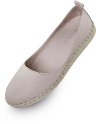 Damskie skórzane baleriny Nell Aurora szaro-szare. Szare baleriny damskie ENELL, bez wzorów, ze skóry, bez obcasa. Za 351.99 zł.