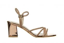 Sandały Bayla-187 ELLA-1705 Rose Mirror 187189, Różowe Złoto, Skóra ekologiczna - 39. Czerwone sandały damskie Bayla, z aplikacjami, z lakierowanej skóry, bez obcasa, na obcasie. W wyprzedaży za 224.99 zł.