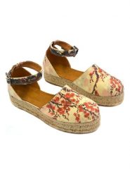 Calceo Espadryle w kolorze jasnożółtym ze wzorem rozmiar: 38. Brązowe espadryle damskie Calceo, bez wzorów, bez obcasa. Za 197.63 zł.