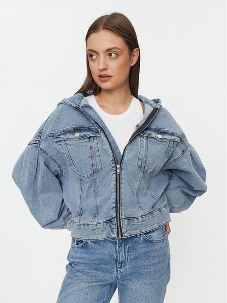 Noisy May Kurtka jeansowa Alviva 27028452 Niebieski Relaxed Fit. Niebieskie kurtki damskie Noisy may, xs, bez wzorów, z bawełny, bez kaptura. Za 179.99 zł.