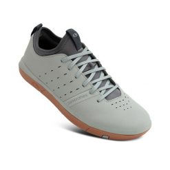Buty STAMP STREET LACE - szałwiowo-zielone/szare/brązowa podeszwa. Brązowe kapcie damskie CRANKBROTHERS. Za 549.90 zł.