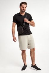 T-shirt męski ARMANI EXCHANGE. T-shirty męskie Armani Exchange, m, bez wzorów, bez kołnierzyka. W wyprzedaży za 175.20 zł.