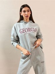 Bluza hoodie z napisem Georgia - szary. Szare bluzy bez kaptura damskie Sinsay, l. Za 39.99 zł.