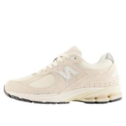 Buty do chodzenia damskie New Balance 2002. Obuwie treningowe damskie New Balance, na fitness i siłownię. Za 1,003.54 zł.