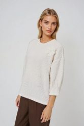 Bluza ze strukturalnego materiału biała. Białe bluzy bez kaptura damskie MOODO, l, z elastanu. Za 109.99 zł.